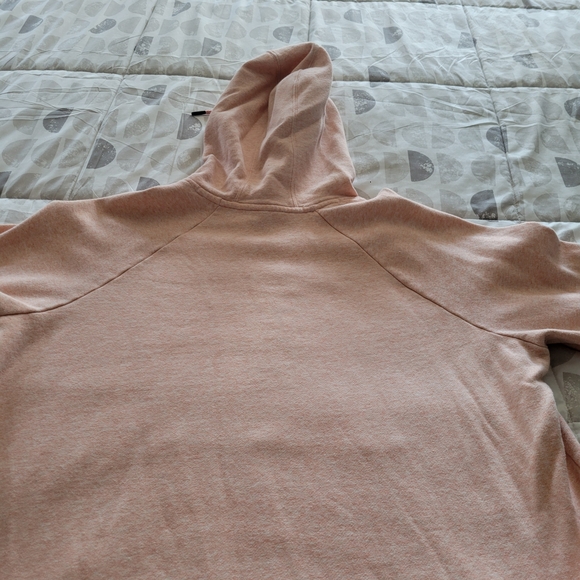 Under Armour Light Pink Sweatshirt - Picture 7 of 7